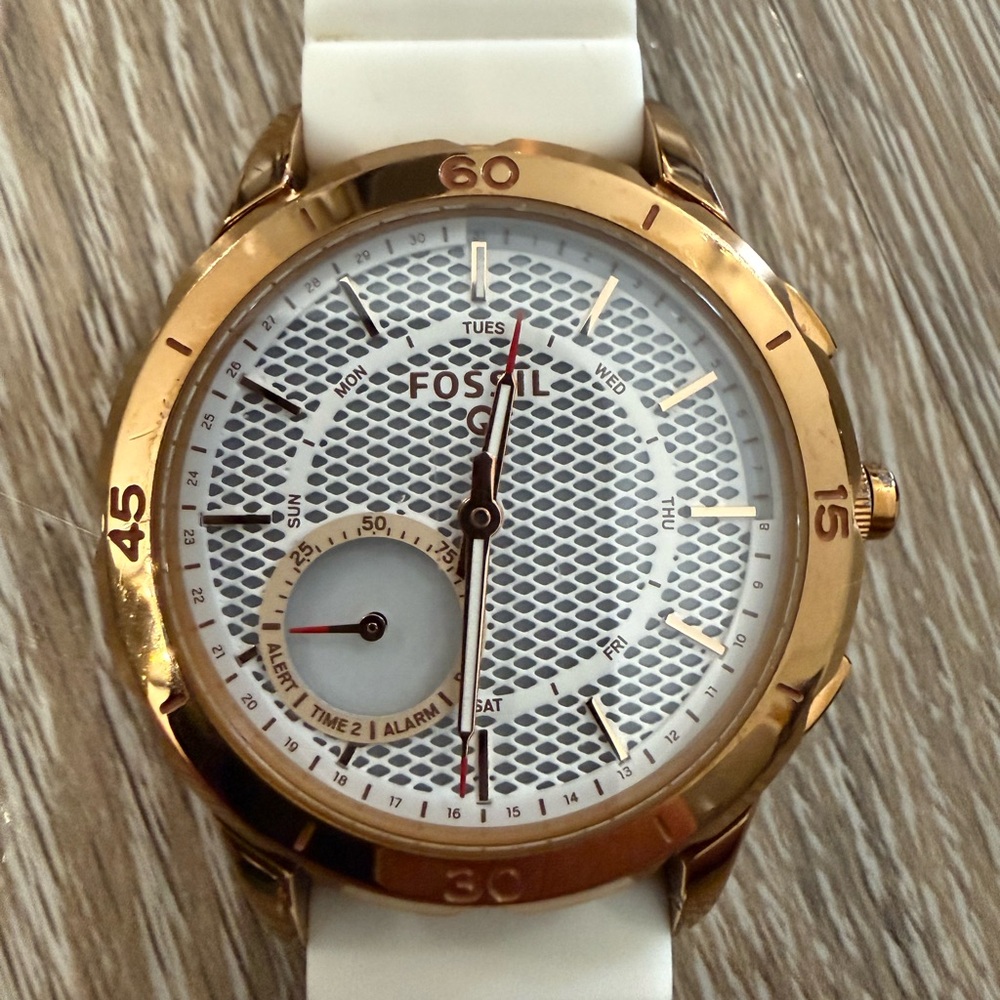 Women’s Fossil Q Hybrid Smartwatch